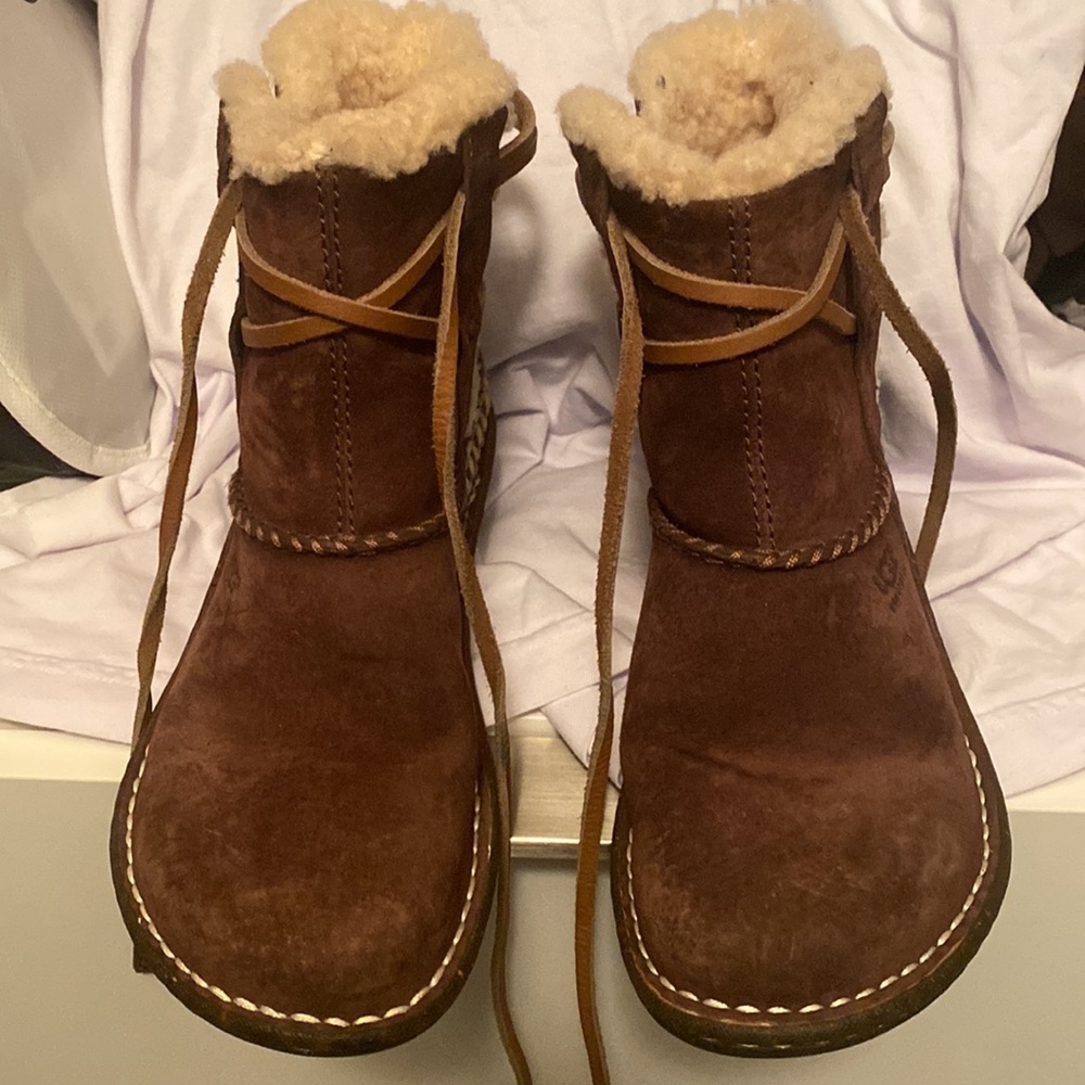 Ugg women